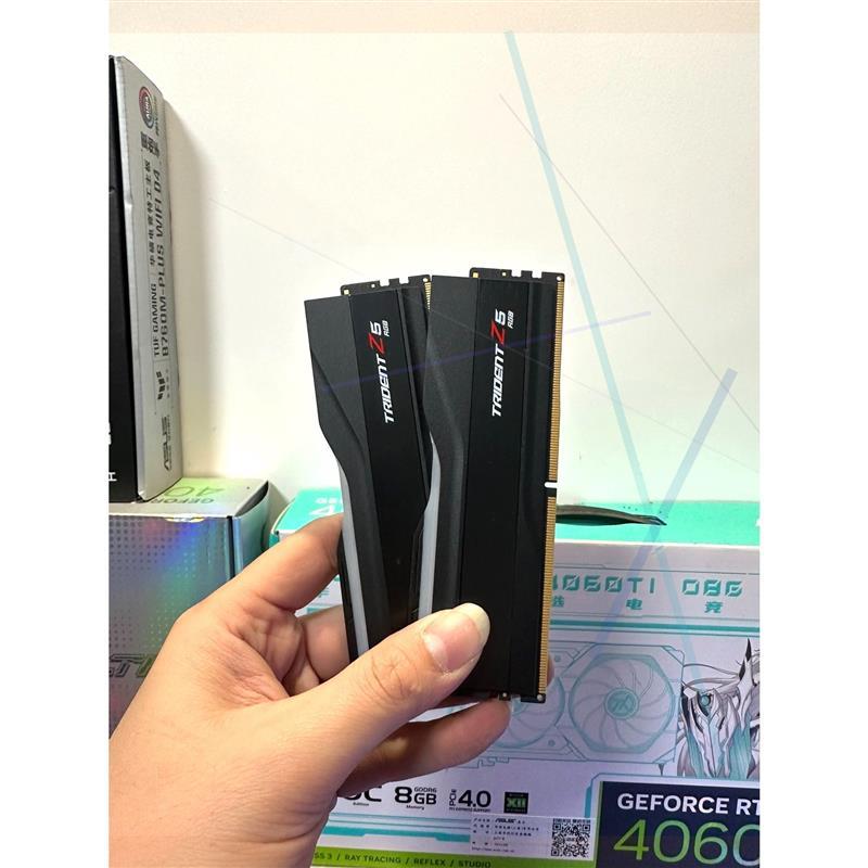 议价EEE》芝奇幻锋戟Z5 DDR5 32G(16*2)6000
