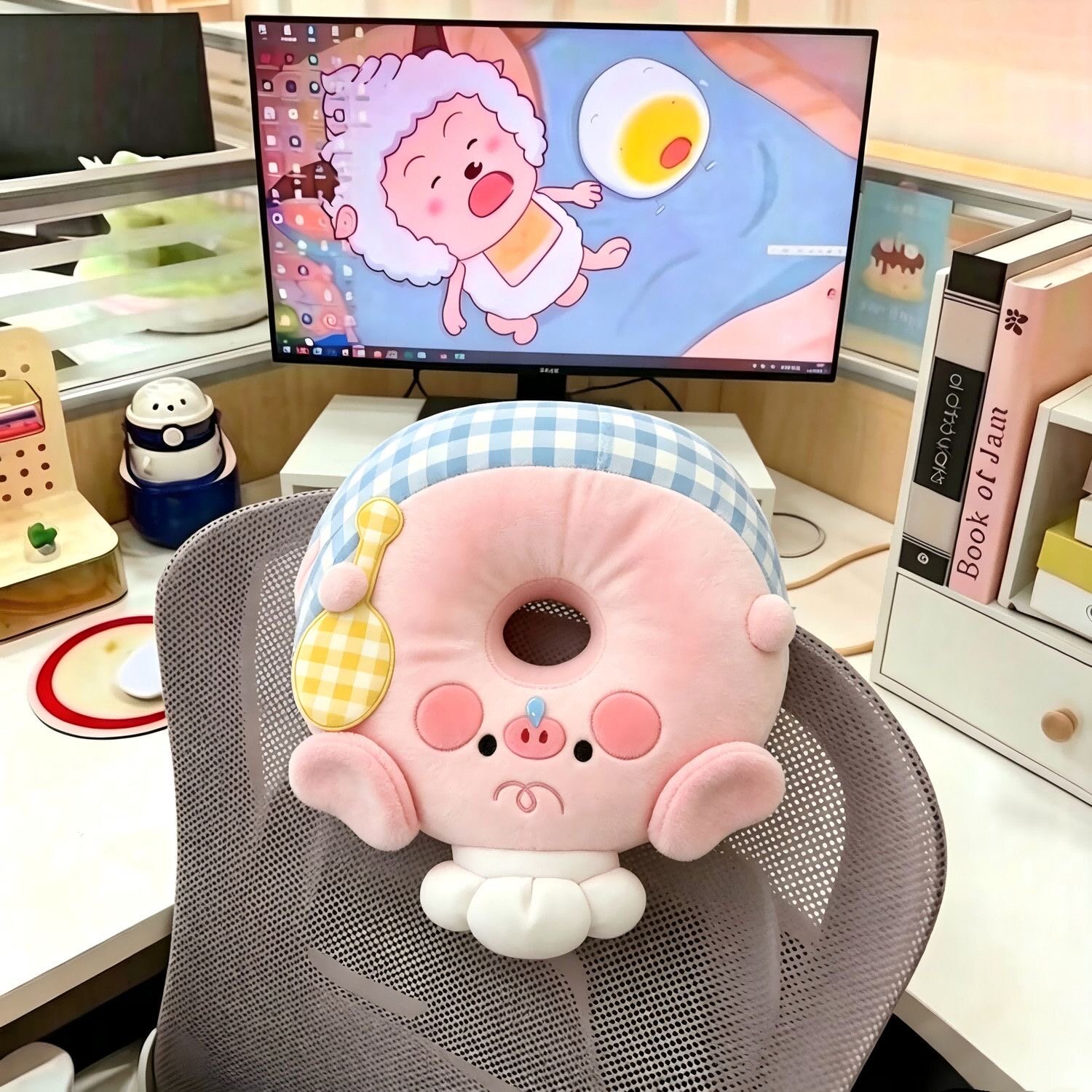 粉猪冰丝午睡枕办公室午休抱枕趴睡枕头小学生儿童趴桌子睡觉神器