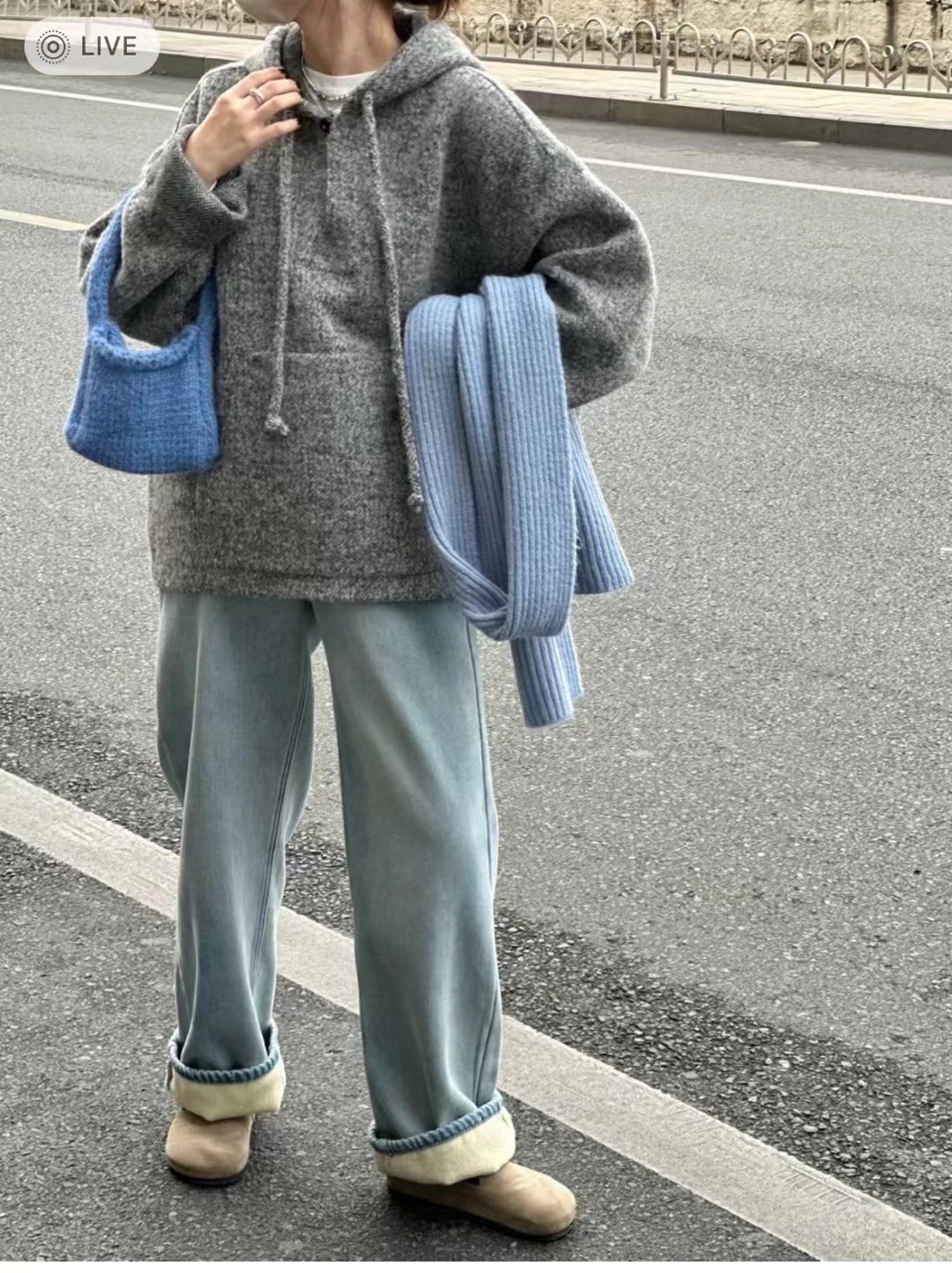 韩代毛呢羊毛套头松弛感带帽外套短外套