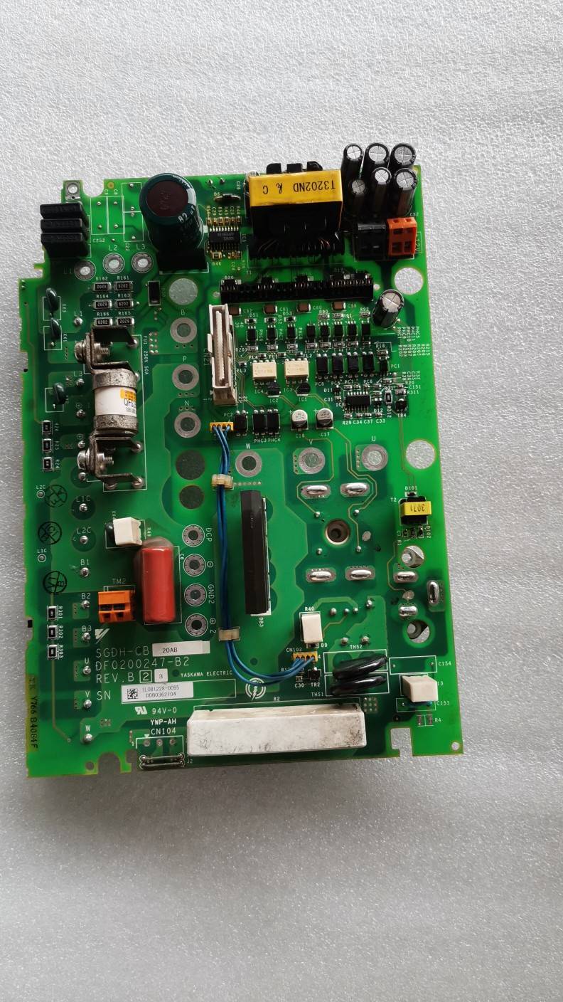 163-询安川SGDH-CB10 15 20 30 50AB SGDM-CB20AA-SD2 SGDM-20AC-