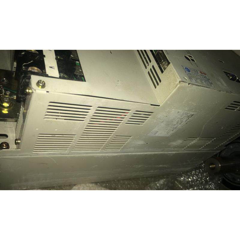 首单优惠-SGDB-1AADGY68 二手安川驱动器