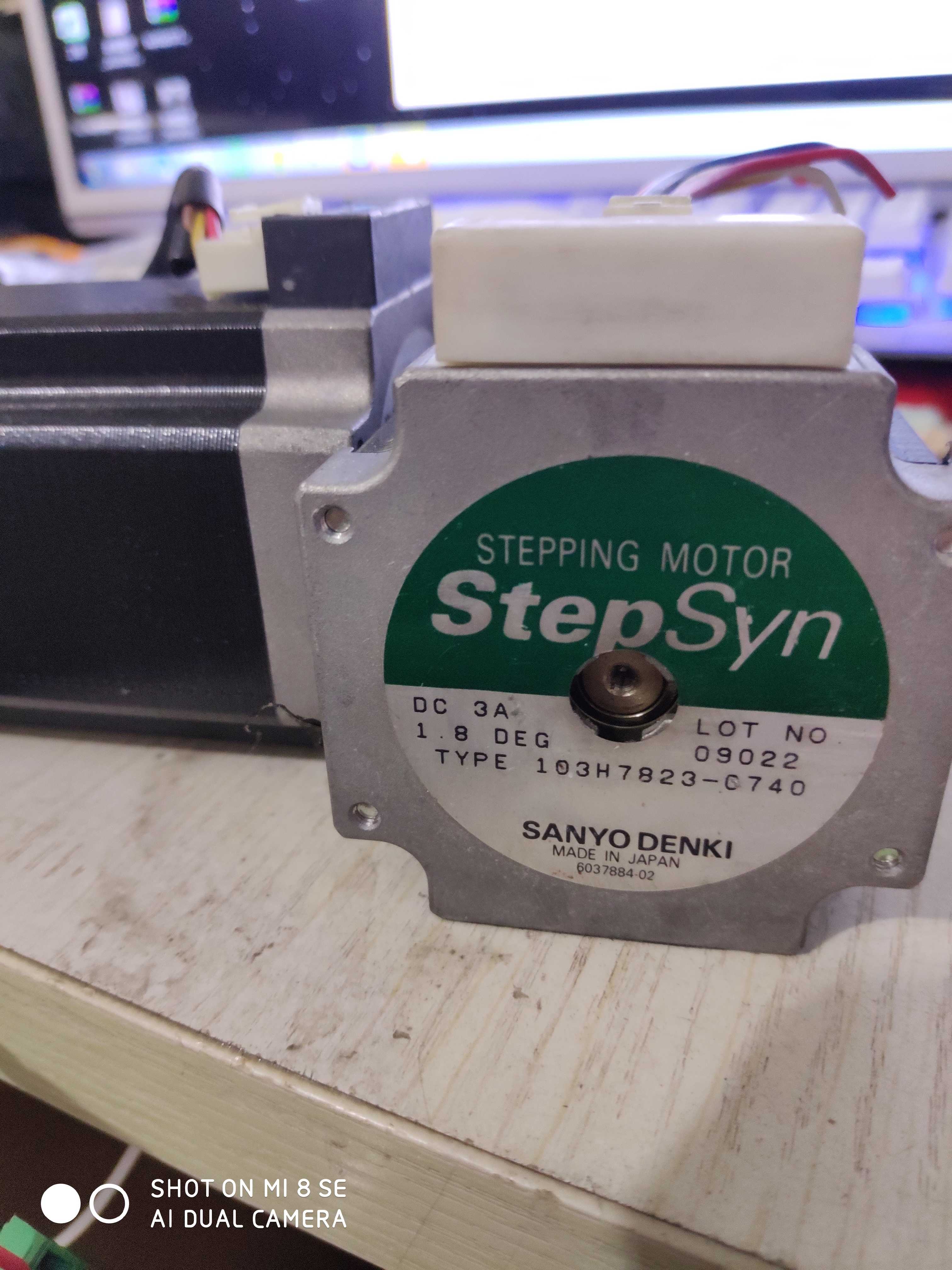 05-日本三洋SANYO DENKI 103H7823-0740 两相步进电机二手原装正