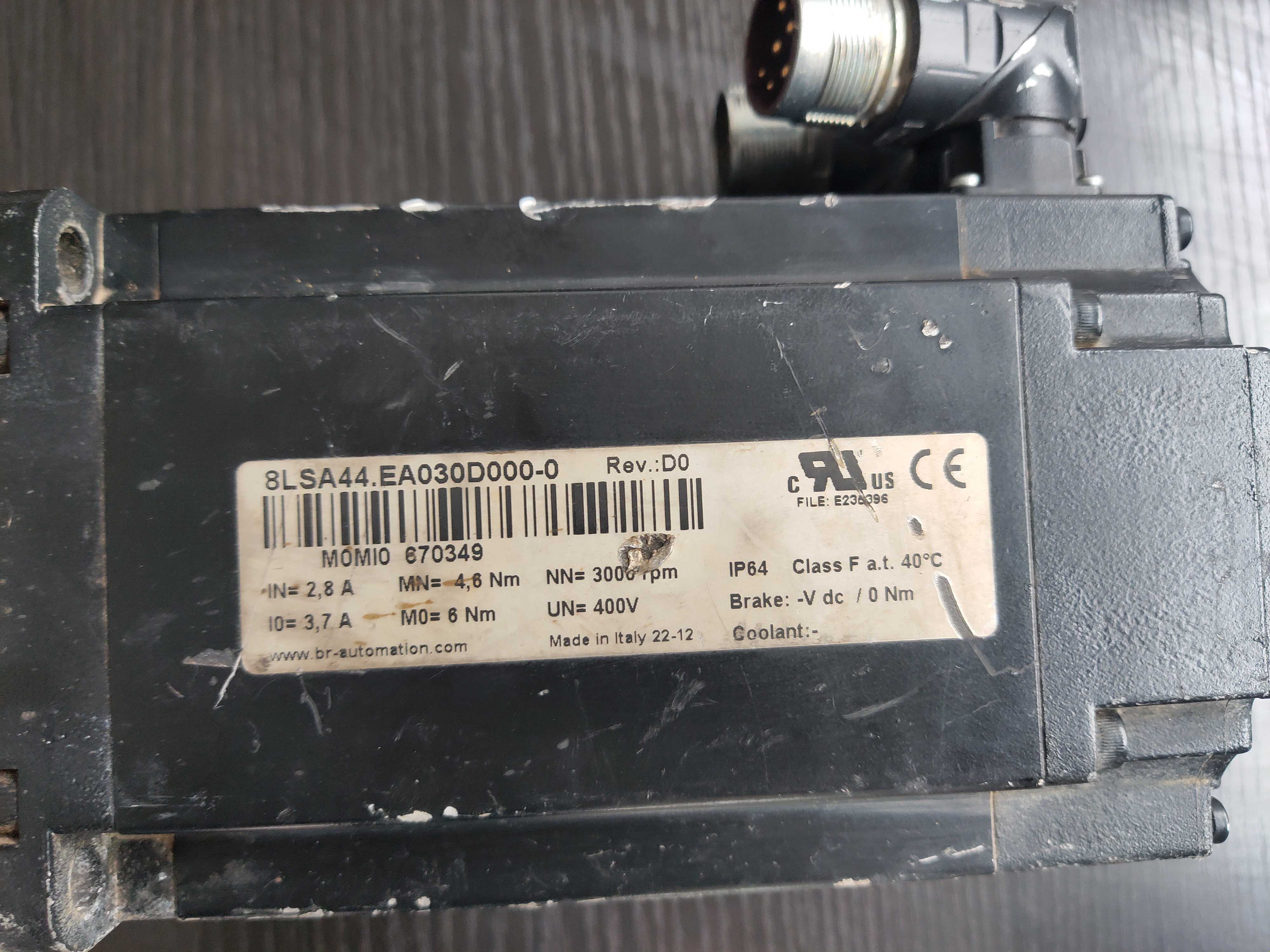 161-贝加莱伺服电机8LSA44.EA030D000-0