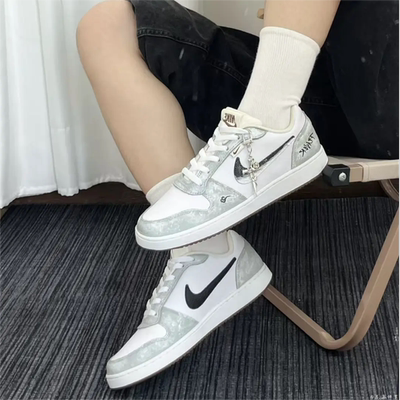 Nike球鞋定制男女休闲低帮板鞋