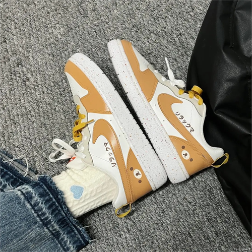 Nike球鞋定制可爱小熊低帮女板鞋