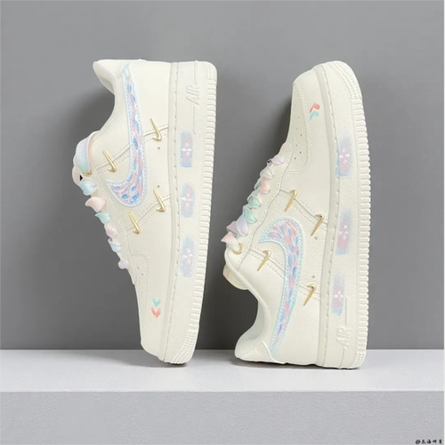 Nike球鞋定制复古低帮女款板鞋