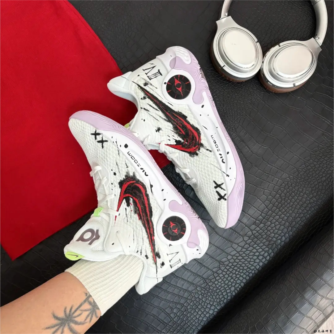 Nike球鞋定制中帮男实战篮球鞋