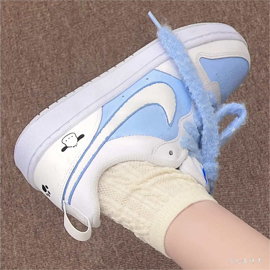 球鞋定制 Nike Court Borough Low 蓝白小狗可爱低帮女款手绘板鞋