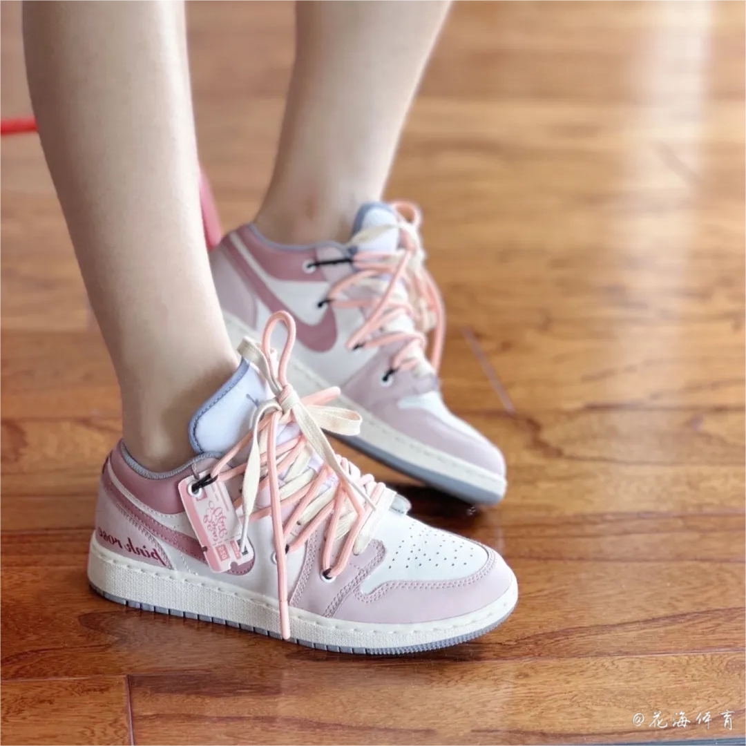 球鞋定制 Air Jordan 1 Low 粉玫瑰情人节手绘低帮女款复古篮球鞋