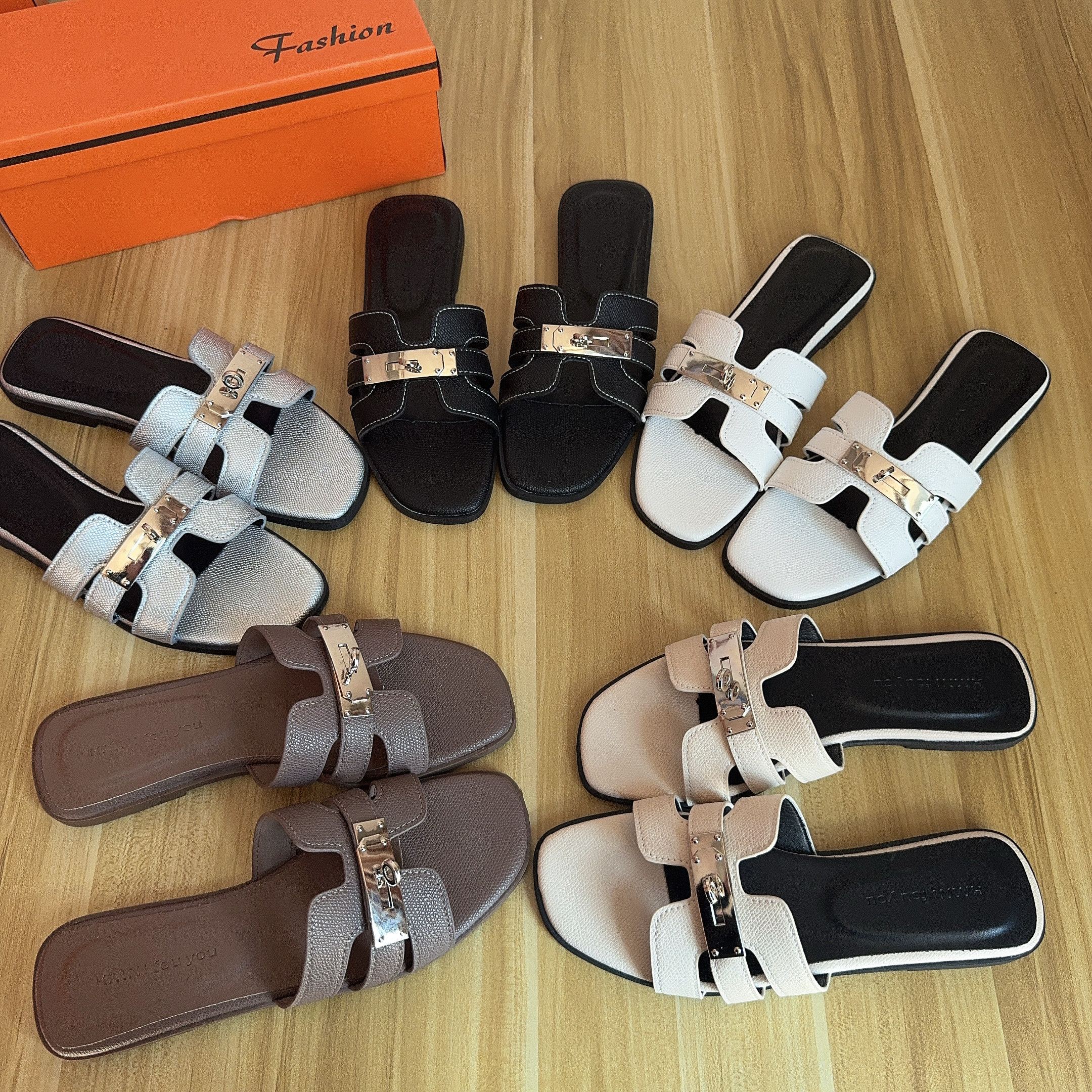 高级感小众金属扣拖鞋女外穿2025夏季新款防滑软平底一字沙滩凉拖,女鞋,一字拖,淘宝优惠券,粉丝福利购,淘宝优惠卷