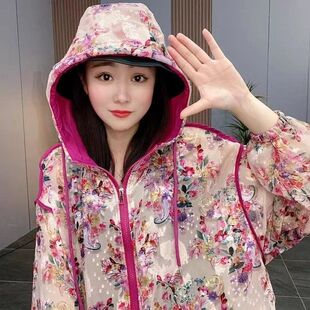 中老年女士春夏薄款花卉图案连帽长袖衬衫宽松大码上衣外套防晒衣