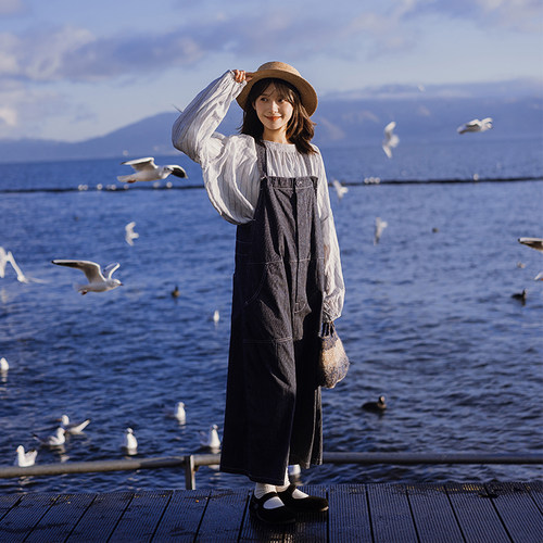 古苔日系蓝白条纹背带裙2024早春