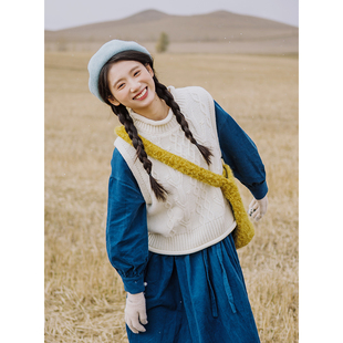 古苔50羊毛针织马甲 粗棒针手作感经典麻花图案 白色秋冬无袖马夹