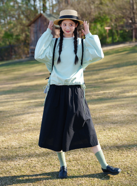 古苔 卫衣穿搭 预习一下春天穿穿卫衣 白色蓝色绿色实穿主义狂喜