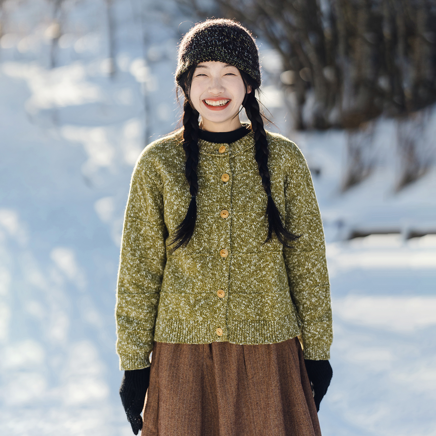 古苔绿色森林夹花羊毛毛衣开衫女