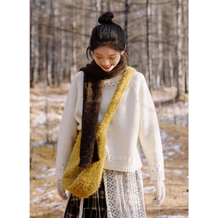 古苔 白色毛衣 淡淡的日系慵懒感50羊毛圆领套头2025秋冬新款针织