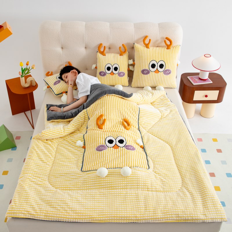 新款可爱卡通牛奶绒抱枕被两用加厚多功能二合一V办公室沙发午睡