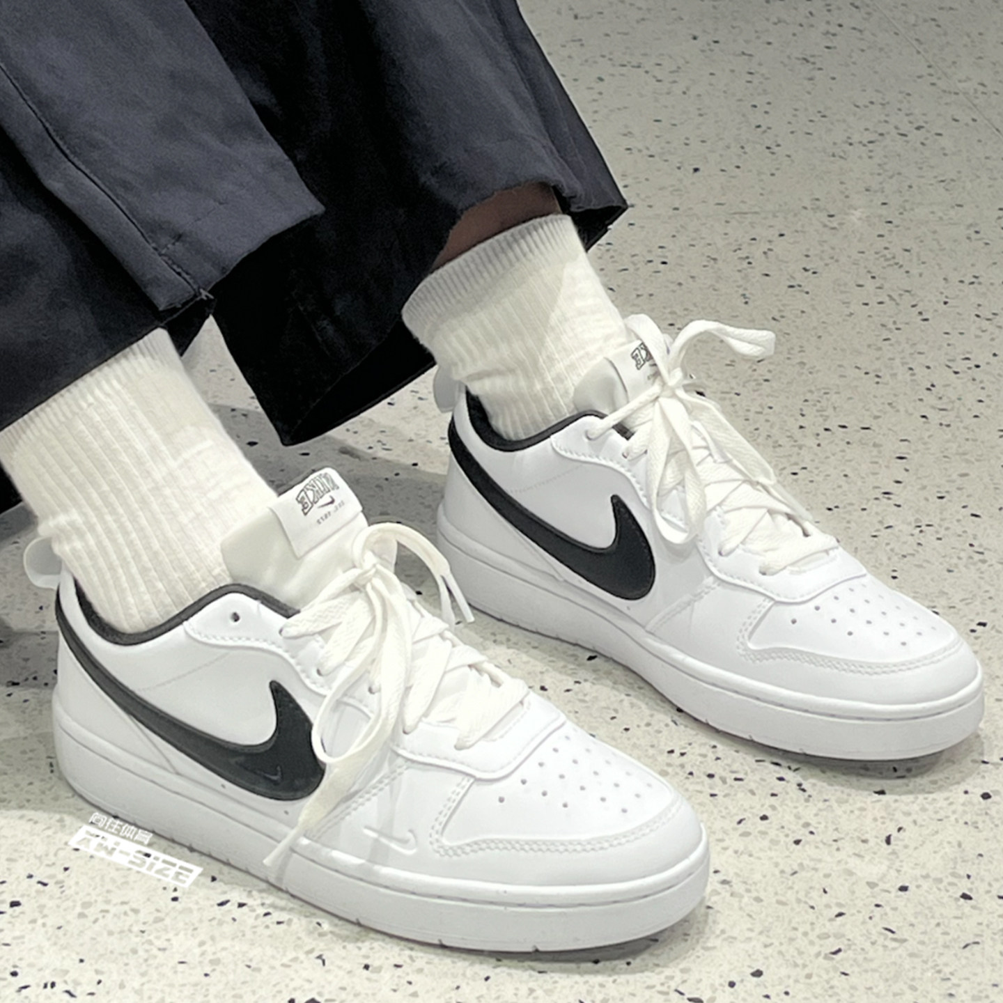 向往体育Nike/耐克Court Borough新款小Dunk休闲板鞋IV5964-102