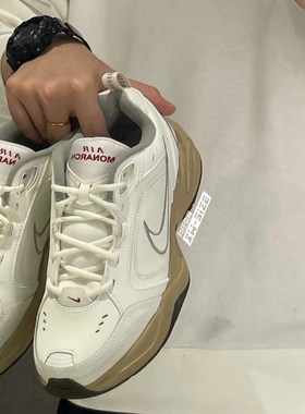 向往体育Nike/耐克Air Monarch 4莫妮卡秋冬休闲老爹鞋IQ9792-112