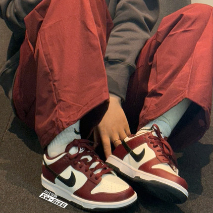 向往体育Nike/耐克Dunk Low复古白红经典休闲板鞋FZ4352-600