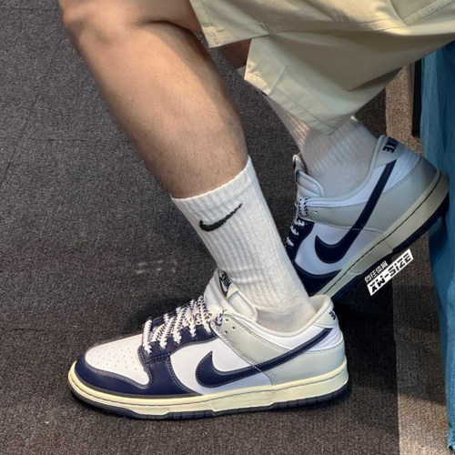 Nike耐克Dunk男子白蓝低帮板鞋