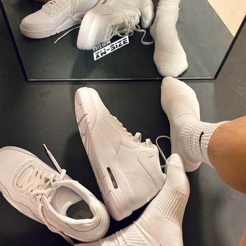 耐克男子AJ4兄弟款实战篮球鞋