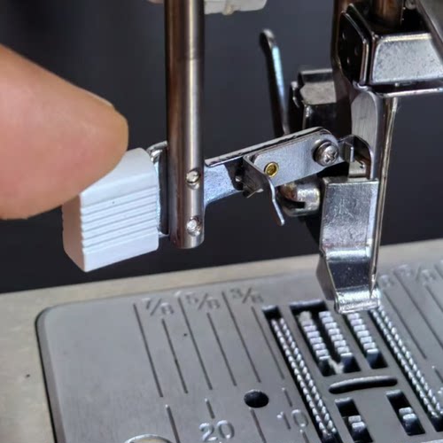 胜家缝纫机44236335穿线器