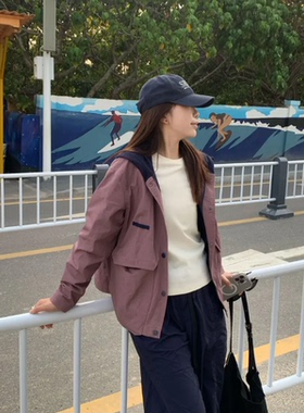 休闲运动户外防风小众紫薯色撞色拼接立领女款外套W6880