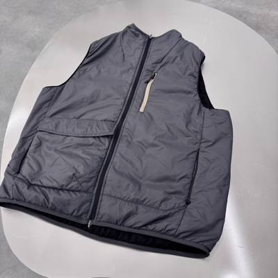 户外时尚休闲登山轻量多口袋轻三防两面穿马甲女 W6919