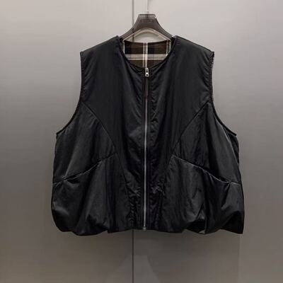 泡泡双口袋拼接马甲女B2163