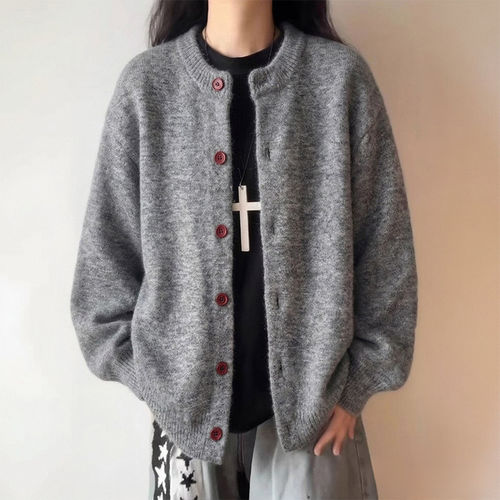 温柔风圆领针织开衫女大码宽松