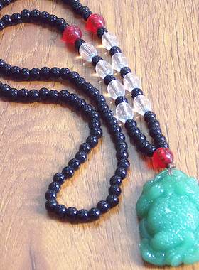 玉髓串珠金蟾蜍礼品挂饰毛衣链