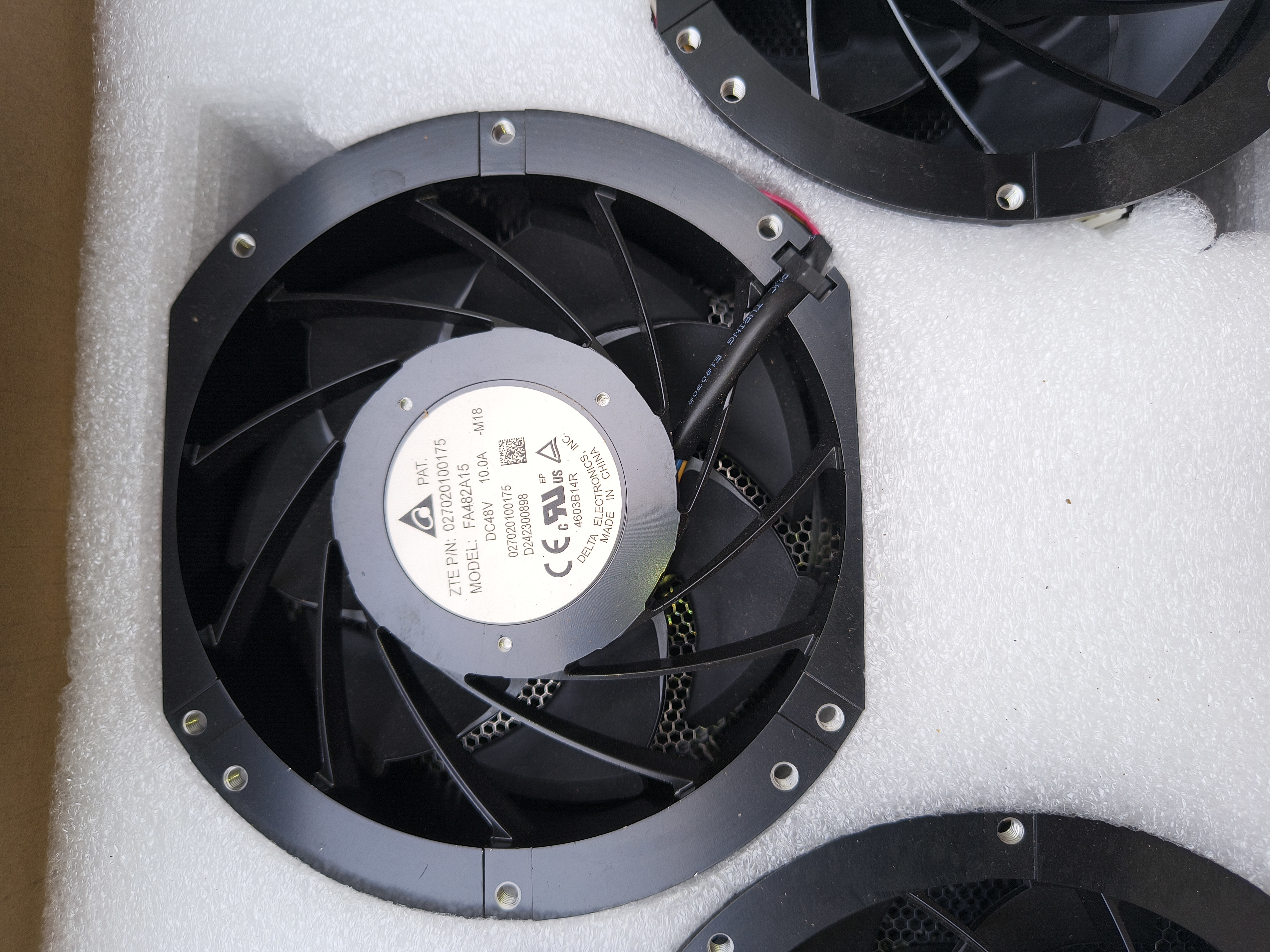 THB1748BG FA482A15 48V 10.0A全新原装台达散热风扇