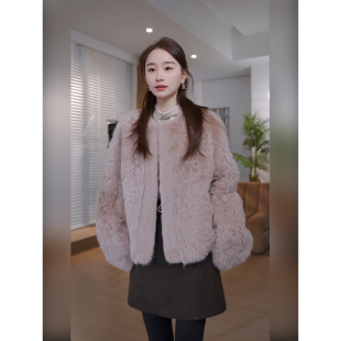 水貂羊毛革轻盈柔软落肩短款 邱莹莹 桃桃奶昔 AOMI 皮草 HELA