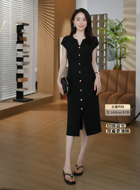 邱莹莹 HELA AOMI“醋酸收腰裙”醋酸通勤风黑色轻奢感连衣裙女春