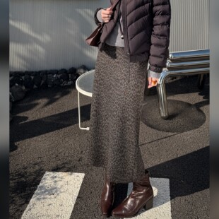 邱莹莹 