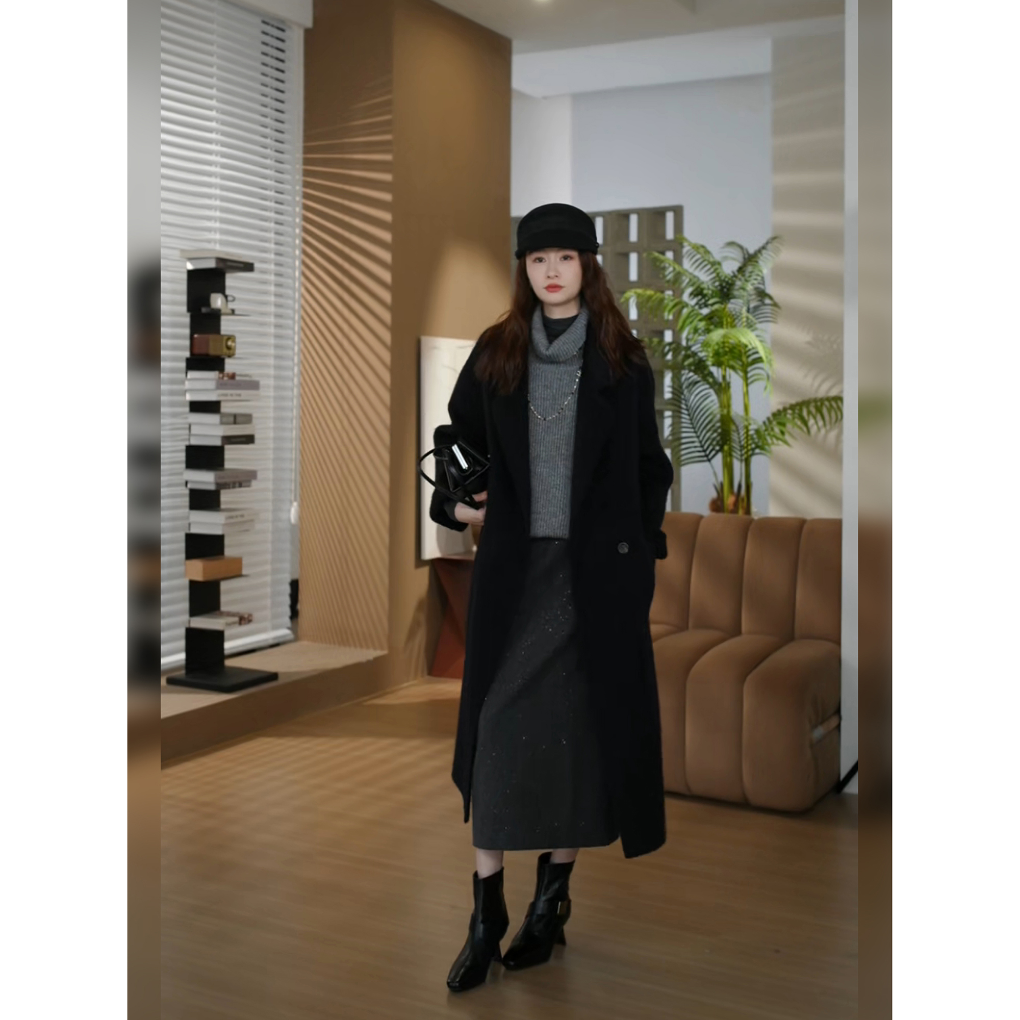 邱莹莹 HELA AOMI “原单线.超软苏力”羊驼毛100%松弛柔软大衣