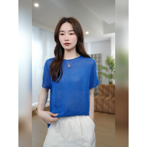 邱莹莹  “真丝和纸纱”莱赛尔桑蚕丝蝙蝠袖圆领针织衫