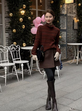 邱莹莹 HELA AOMI “霓虹糖条”绵羊毛56.1%+山羊绒高领针织衫