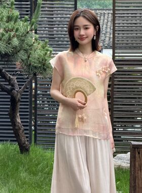 邱莹莹 
