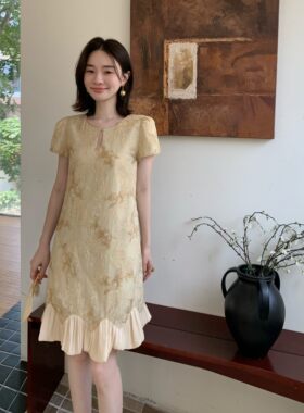 邱莹莹 原创-