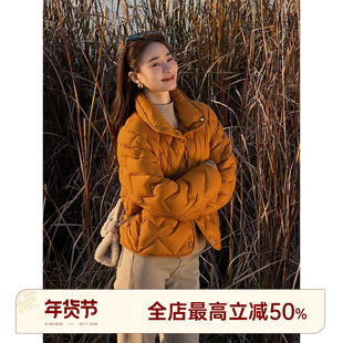 邱莹莹 HELA AOMI“爱心排骨鹅” 90白鹅绒布面肌理感保暖羽绒服