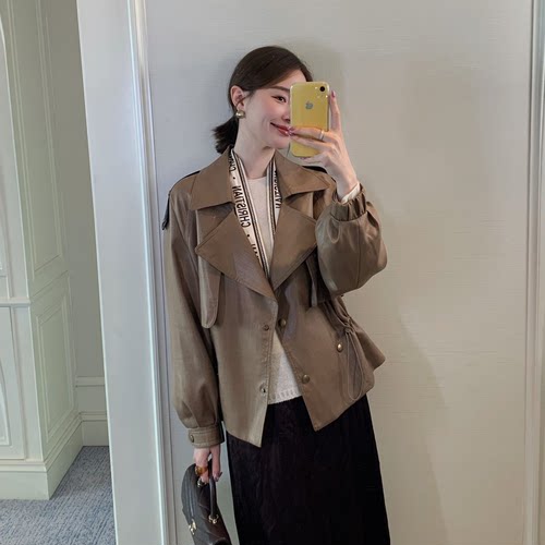 邱莹莹雾感莱赛尔醋酸短外套女
