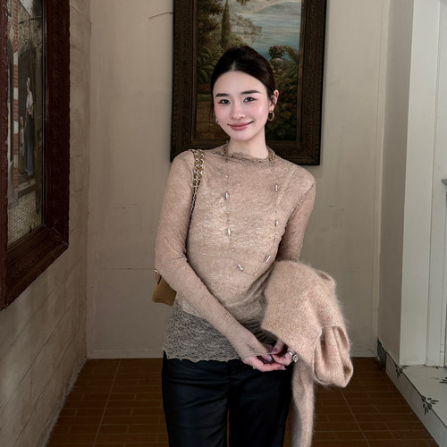 邱莹莹同款木耳边蕾丝打底衫