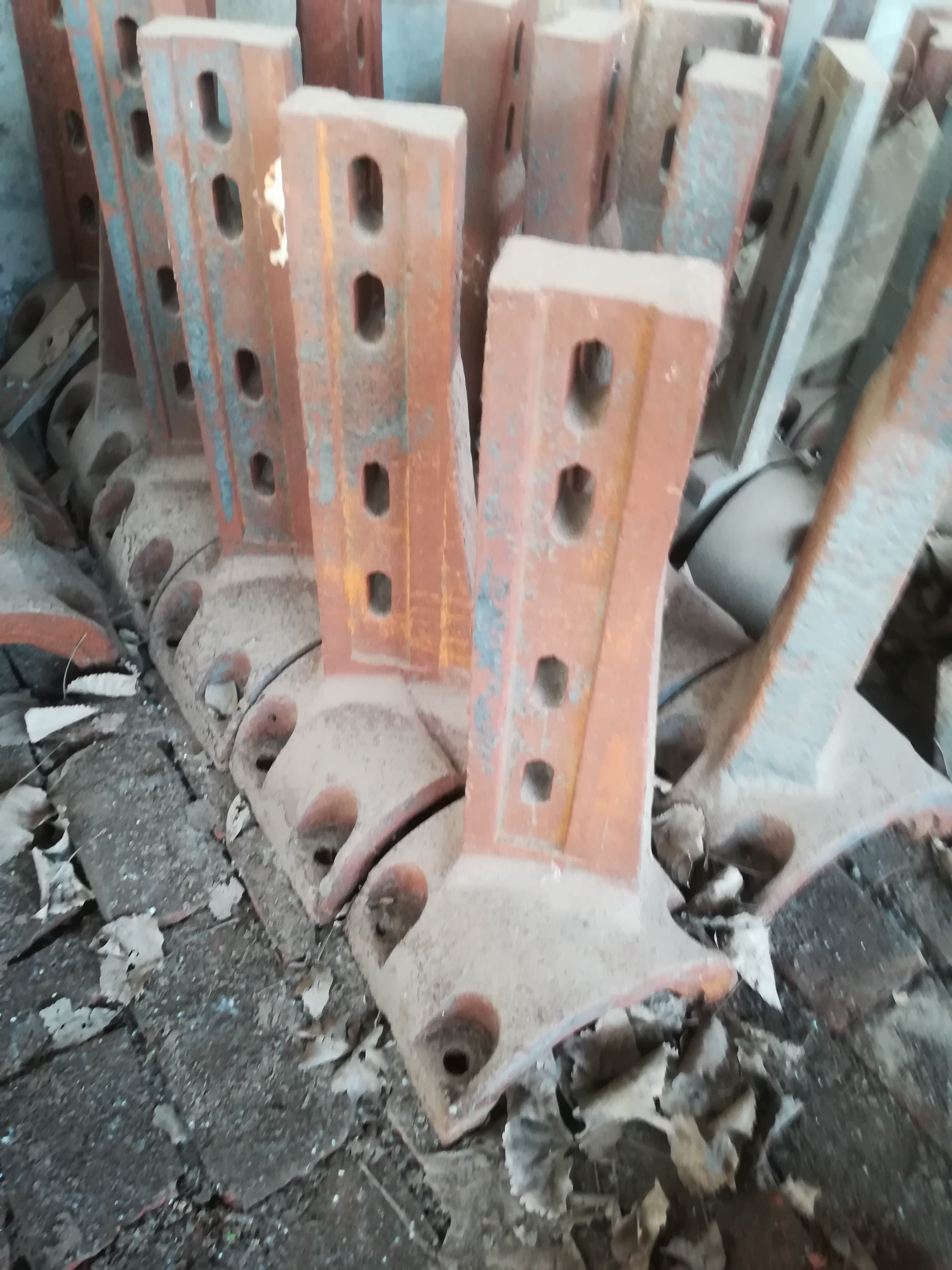 山东路通js1500搅拌机叶片轴端