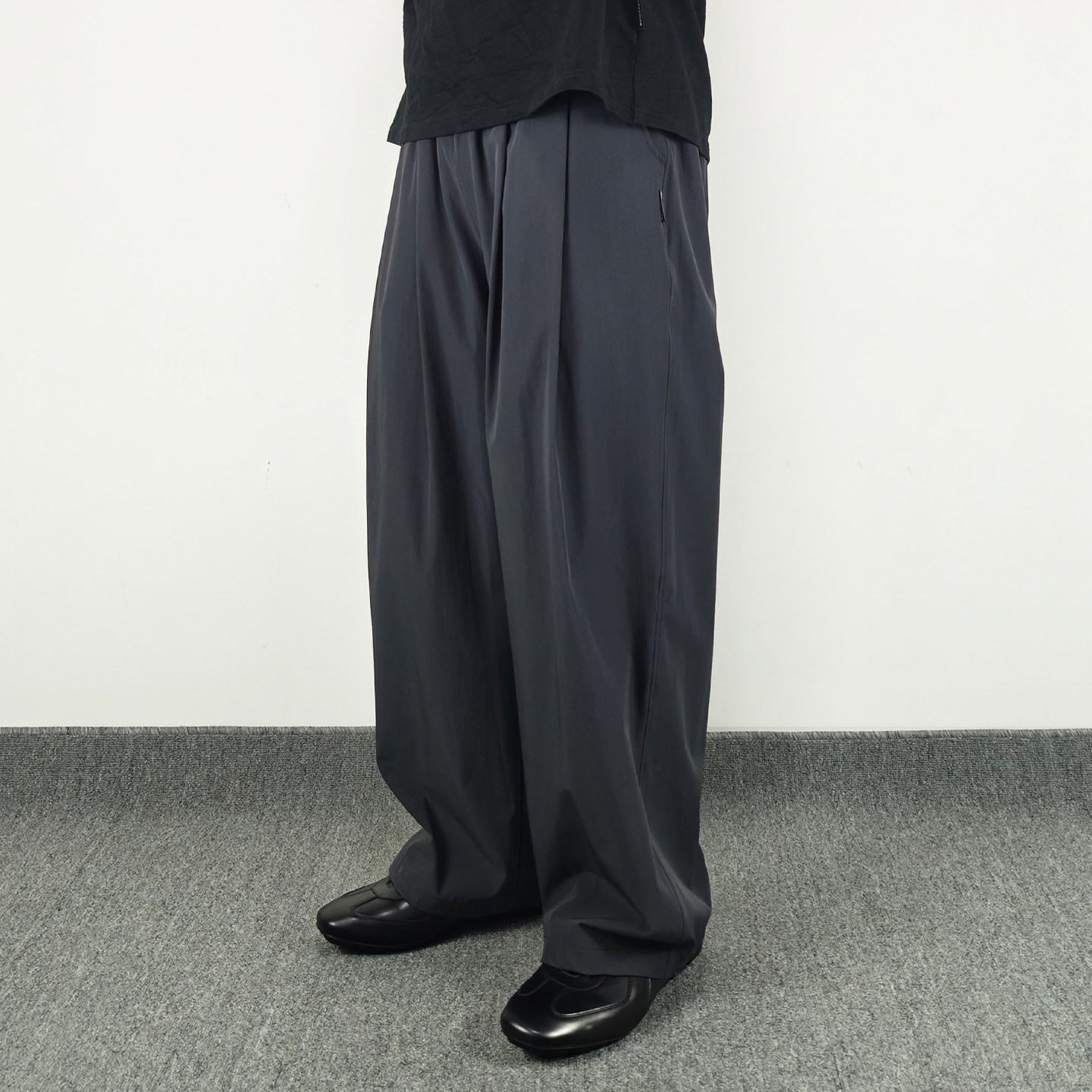 Sinrcrew春季城市通勤防泼水双裥褶垂感西裤日系休闲阔腿直筒长裤