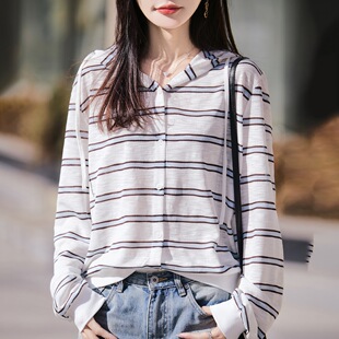 2026春夏休闲慵懒风条纹连帽薄款针织衫女长袖防晒衫带帽罩衫上衣