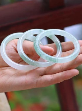 新疆金丝玉天山翠玉手镯气质清新女款昆仑雪翠细圆条镯