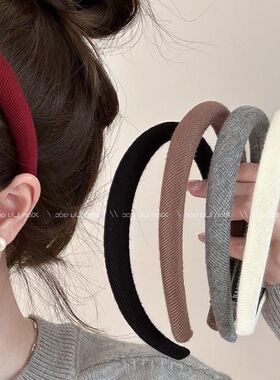 日常外戴格纹发箍女2025新款高颅顶头箍高级感洋气时尚发卡发饰
