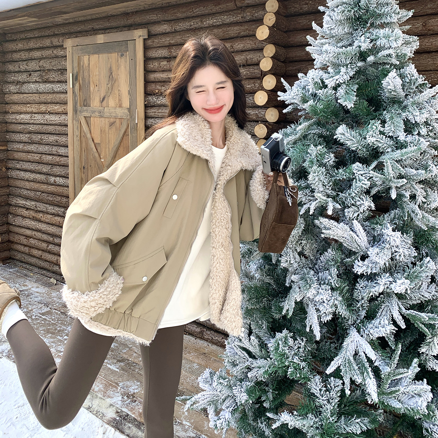 两面穿羊羔毛毛领派克服女冬季2025新款韩系工装风加绒加厚棉服,女装毛呢外套,2D107
